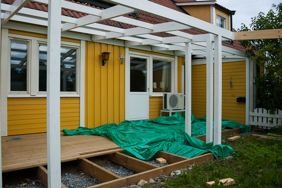 Bröstpanel och fönster saknas ännu Bröstpanel och fönster saknas ännu